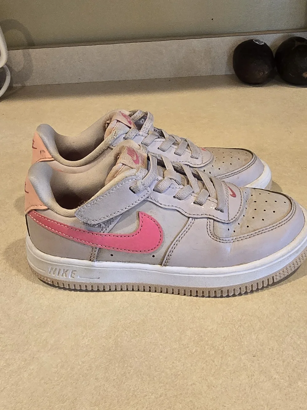 Nike Kids Gray and Pink Low-Top Sneakers